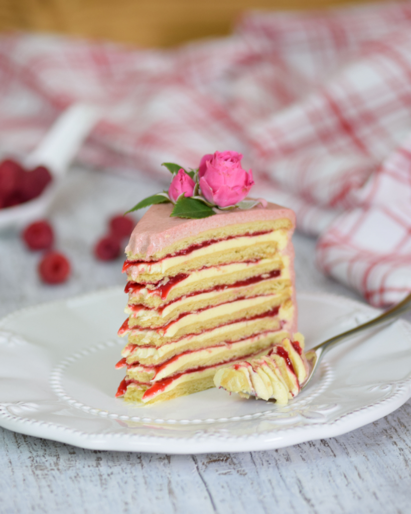 layer cake pistache framboise